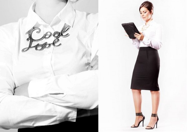 Mommy Blogger: Camisa básica en algodón blanco añil de Sisley. Falda lápiz negra en dos texturas de Benetton. Sandalias de pulsera con tachas y Collar Cool & Love de La Morada.